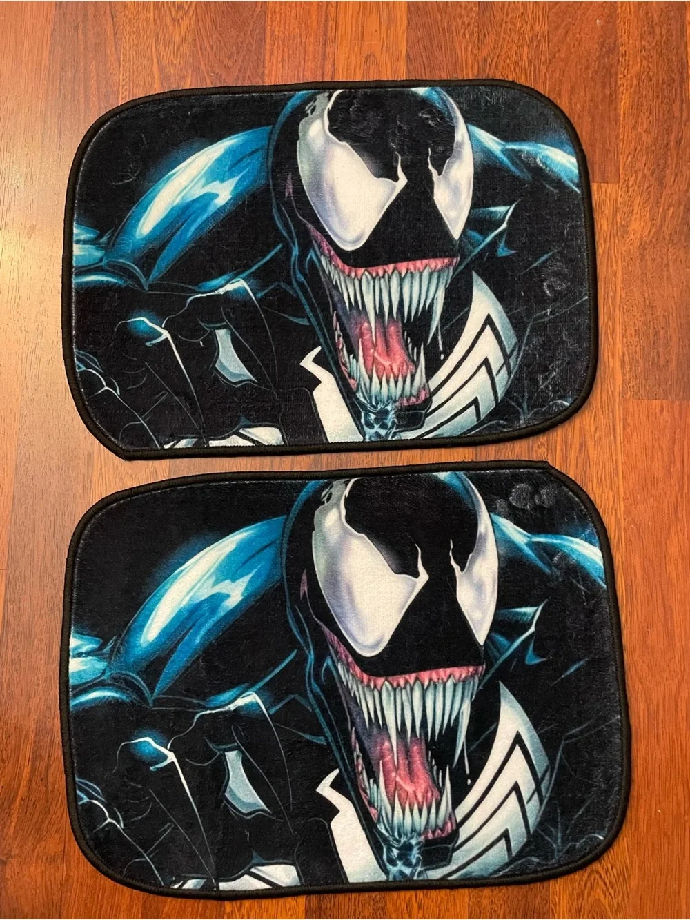 Venom rugs